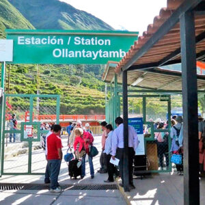 Cusco: turistas reportan retrasos en trenes a Machu Picchu por deslizamientos