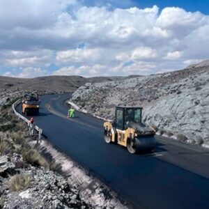 Renuevan 33 km de Carretera Interoceánica Sur para mejorar la experiencia de viaje