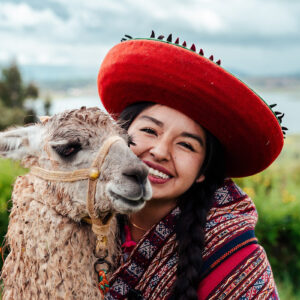 Alpacas & Llamas Vibes: la nueva experiencia turística que conecta cultura, naturaleza y bienestar en Cusco