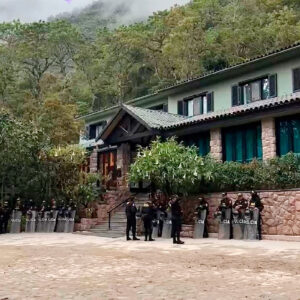 Machu Picchu: refuerzan vigilancia policial en Hotel Sanctuary Lodge ante posibles protestas