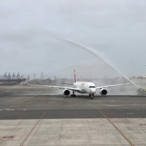 Primer vuelo en nuevo Aeropuerto Jorge Chávez llegó de Madrid con 334 pasajeros