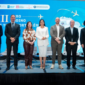 CAN impulsa mayor conectividad aérea para fortalecer turismo intracomunitario
