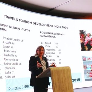 Ex viceministra Madeleine Burns estima que Perú recién alcanzará 4.6 millones de turistas en 2030 [ENTREVISTA]