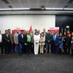 Ejecutivo y autoridades llegan a acuerdos para solucionar crisis en Machu Picchu