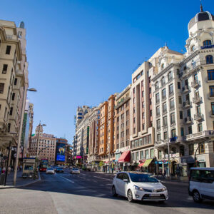 Madrid prohíbe definitivamente el alquiler turístico en edificios residenciales
