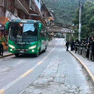 Municipio de Urubamba espera que PeruRail traslade 18 buses del nuevo operador de ruta a Machu Picchu