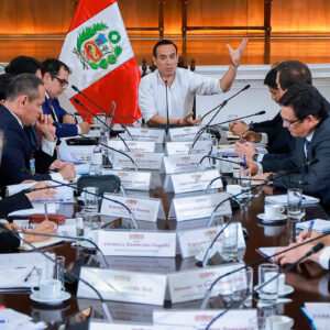 Gobierno anunciaría solución al problema suscitado por TUUA de transferencia en aeropuerto Jorge Chávez