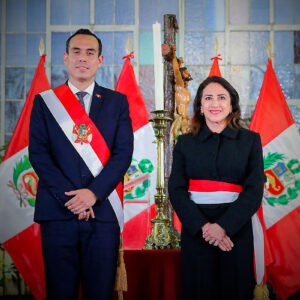 Ministra Teresa Mera todavía se mantiene al frente del Mincetur tras censura de José Jerí