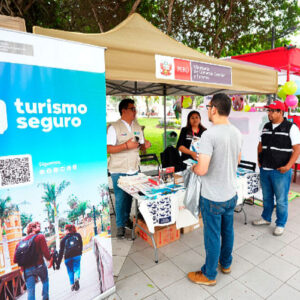 Promoverán formalización de servicios turísticos y buenas prácticas ambientales en playas de Ancón