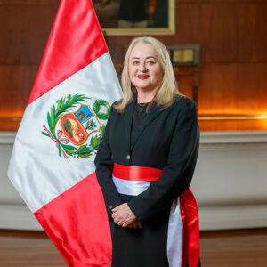 Fátima Altabás Kajatt asume como nueva ministra de Cultura: conoce su perfil
