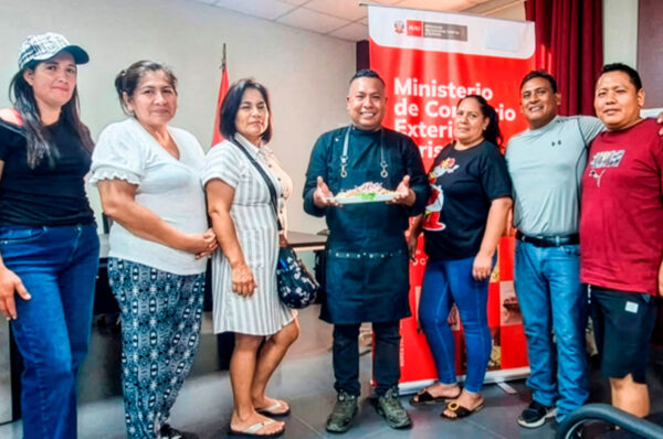 Mincetur capacita a restaurantes de la zona marino-costera para elevar calidad del servicio
