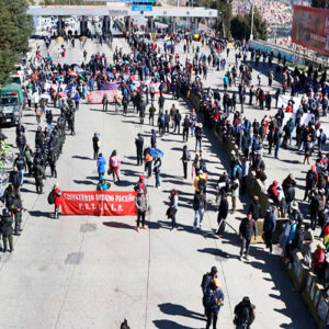 Cancillería confirma plan de retorno de peruanos varados en Bolivia por bloqueos de carreteras