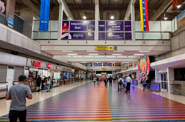 Aeropuerto de Caracas tendrá operaciones restringidas hasta el 2 de julio por terremotos