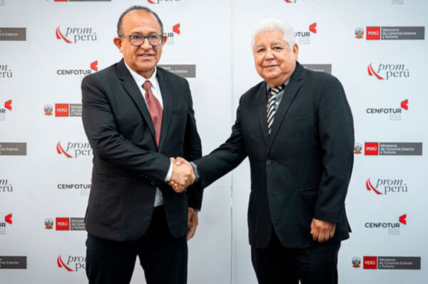 Mincetur y Corpac impulsarán presencia de la Marca Perú en aeropuertos del país