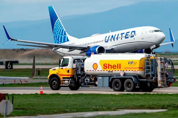 Aerolíneas de EE.UU. elevaron 84% su gasto en combustible durante mayo
