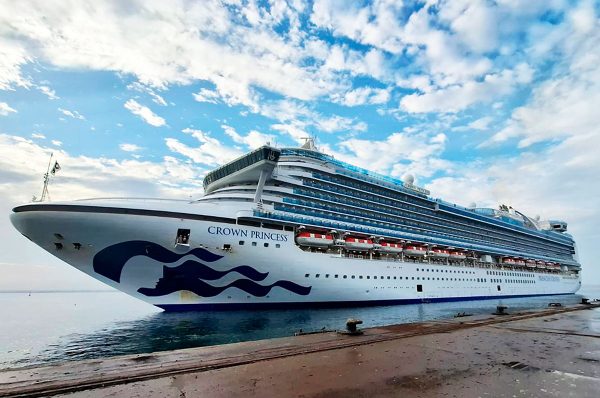 Inicia temporada de cruceros en Perú: pasajeros y tripulantes del Crown Princess realizan control migratorio