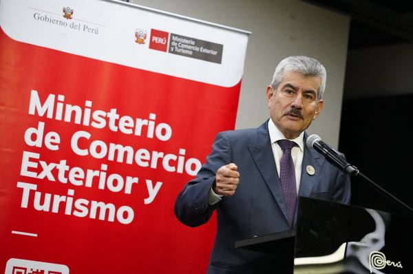 Ahora Perú confía en liderazgo de Rogers Valencia para impulsar la competitividad del turismo