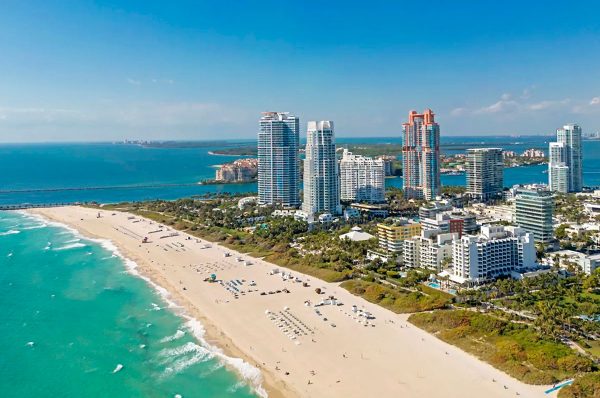 Inversión mundial en viajes y turismo superó el billón de dólares en 2025