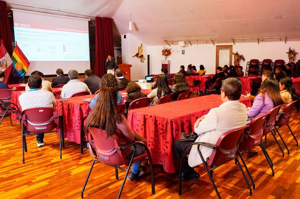 Cusco capacita a funcionarios públicos en planeamiento estratégico del turismo