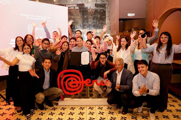 María Almenara, Silvestre y Las Delicias se suman a comunidad de licenciatarios de Marca Perú