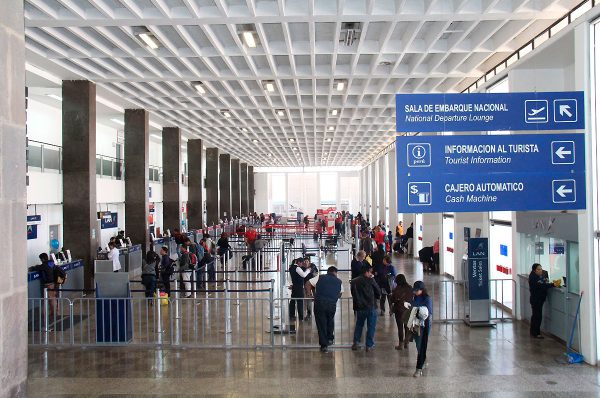 Aprueban reglamento con estándares mínimos de calidad para aeropuertos administrados por Corpac